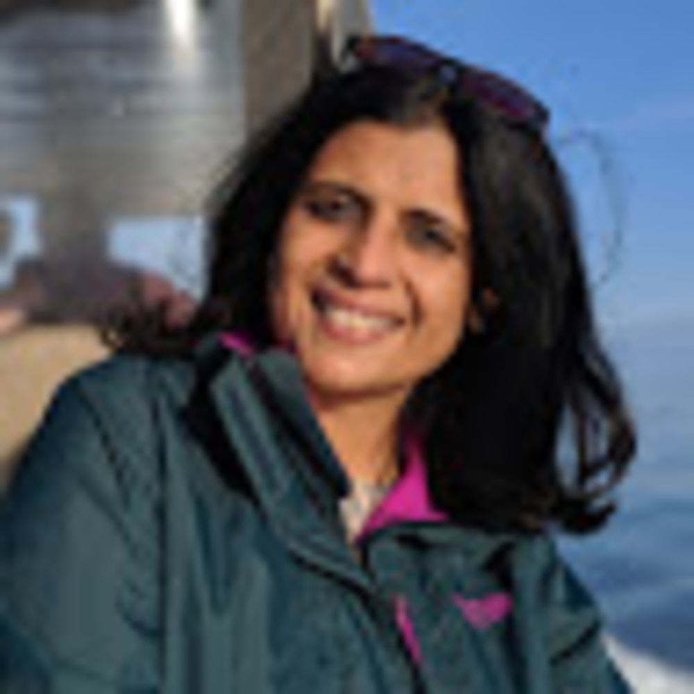 Meet your Posher, Meenakshi